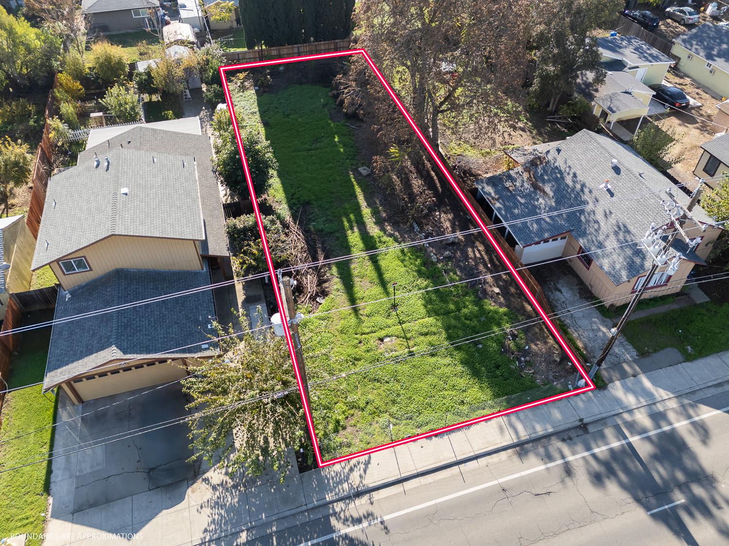 1510 Franklin Road Yuba City, CA 95993 - Photo 7 of 10 a view of outdoor space with garden