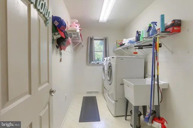 $675,000 | 4107 Copperfield Drive, Harrisburg, PA 17112