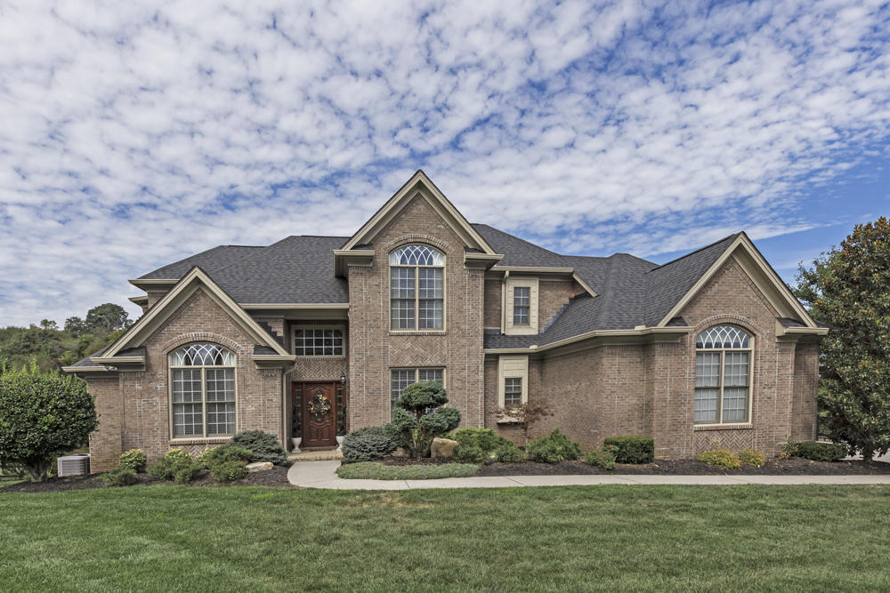 11 Radcliff Terrace Oak Ridge, TN 37830 - Photo 1 of 38 11 Radcliff Terrace front