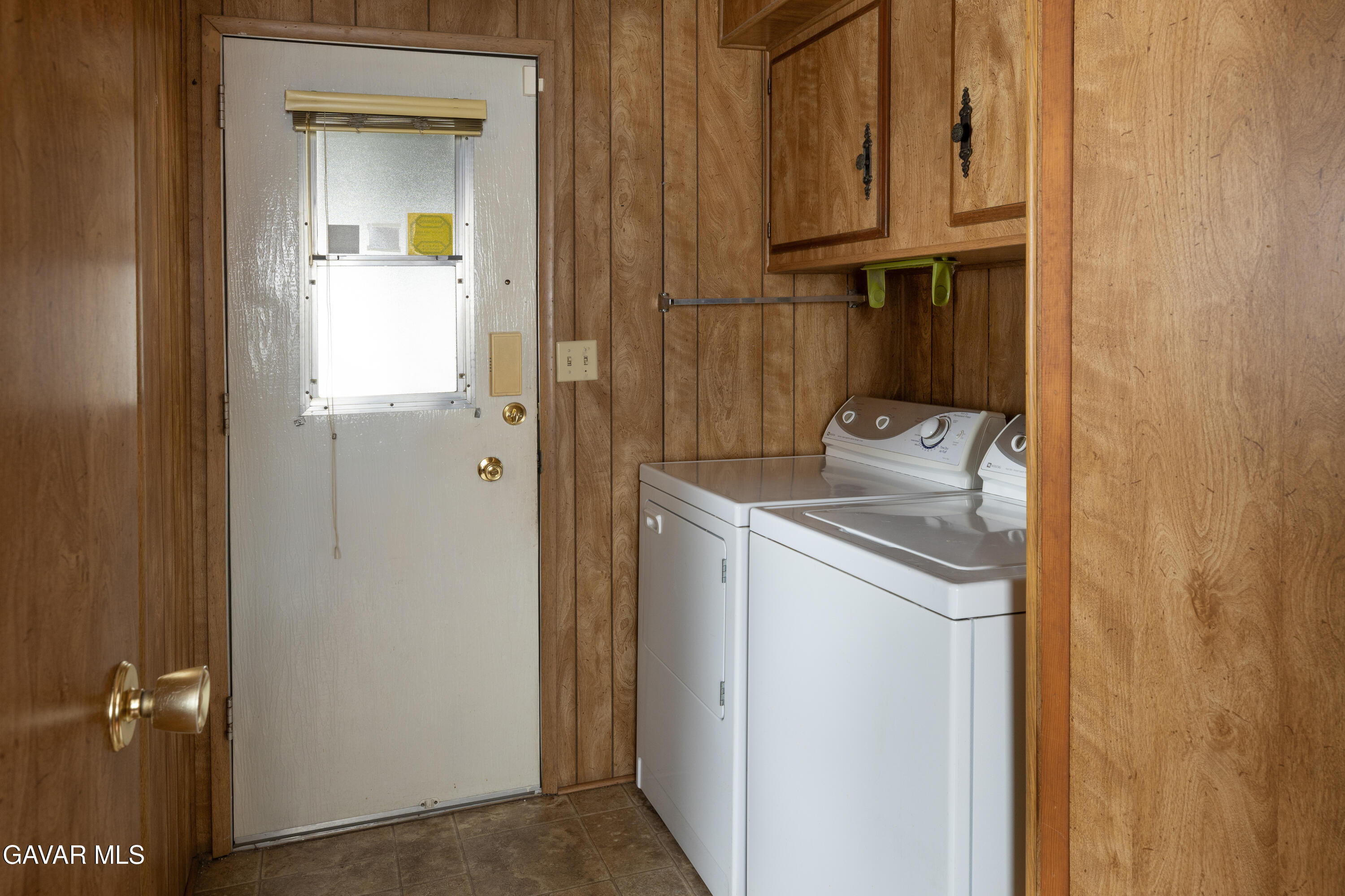 275 South Worthington Street Spring Valley, CA 91977 - Photo 14 of 30 a view of bathroom with a sink
