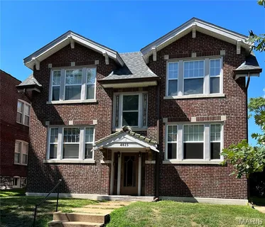 $649,900 | 4615 Shenandoah Avenue, St. Louis, MO 63110