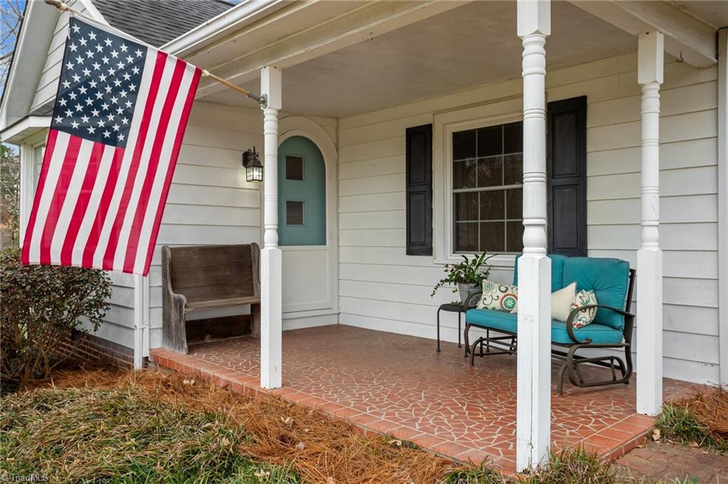 4818 Harvey Road Jamestown, NC 27282 - Photo 5 of 47 Front Porch