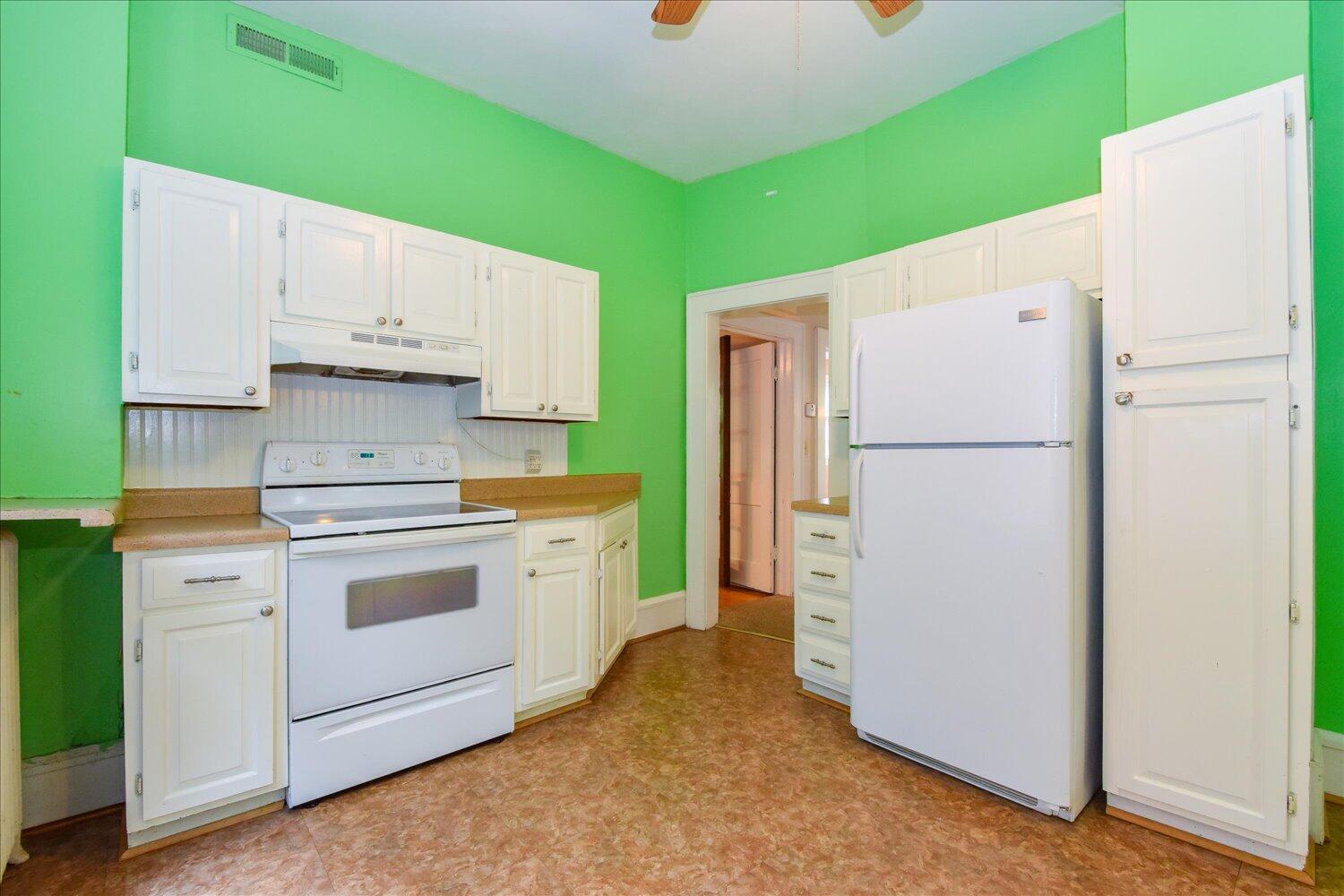 2117 Carter Road Southwest Roanoke, VA 24015 - Photo 7 of 24 08-2117 Carter-8