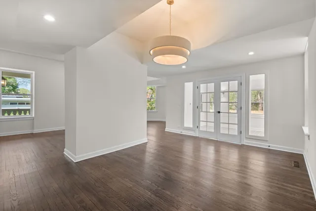 $6,000 | 1025 East 48th Street, Chicago, IL 60615