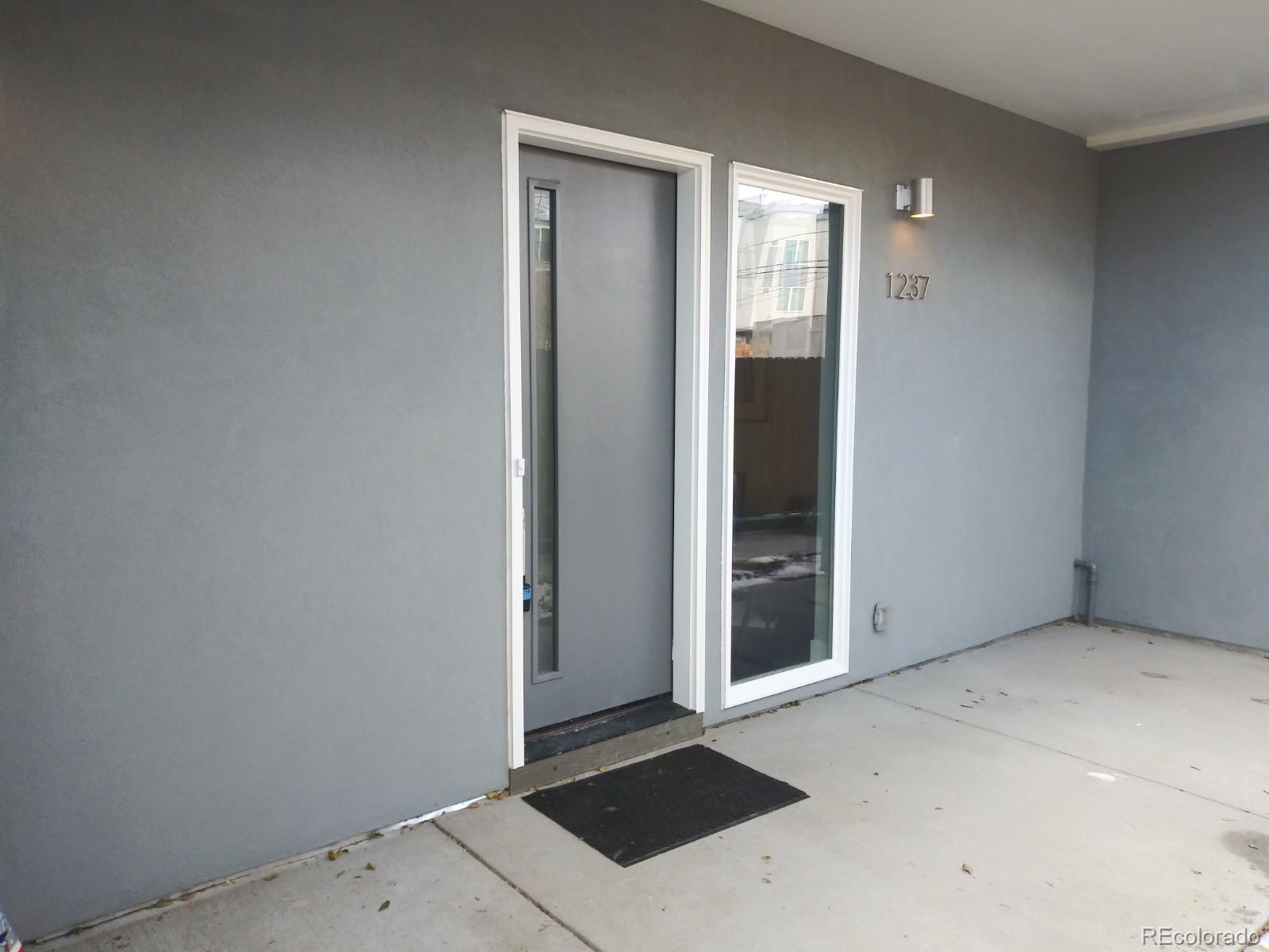 1237 Perry Street Denver, CO 80204 - Photo 3 of 37