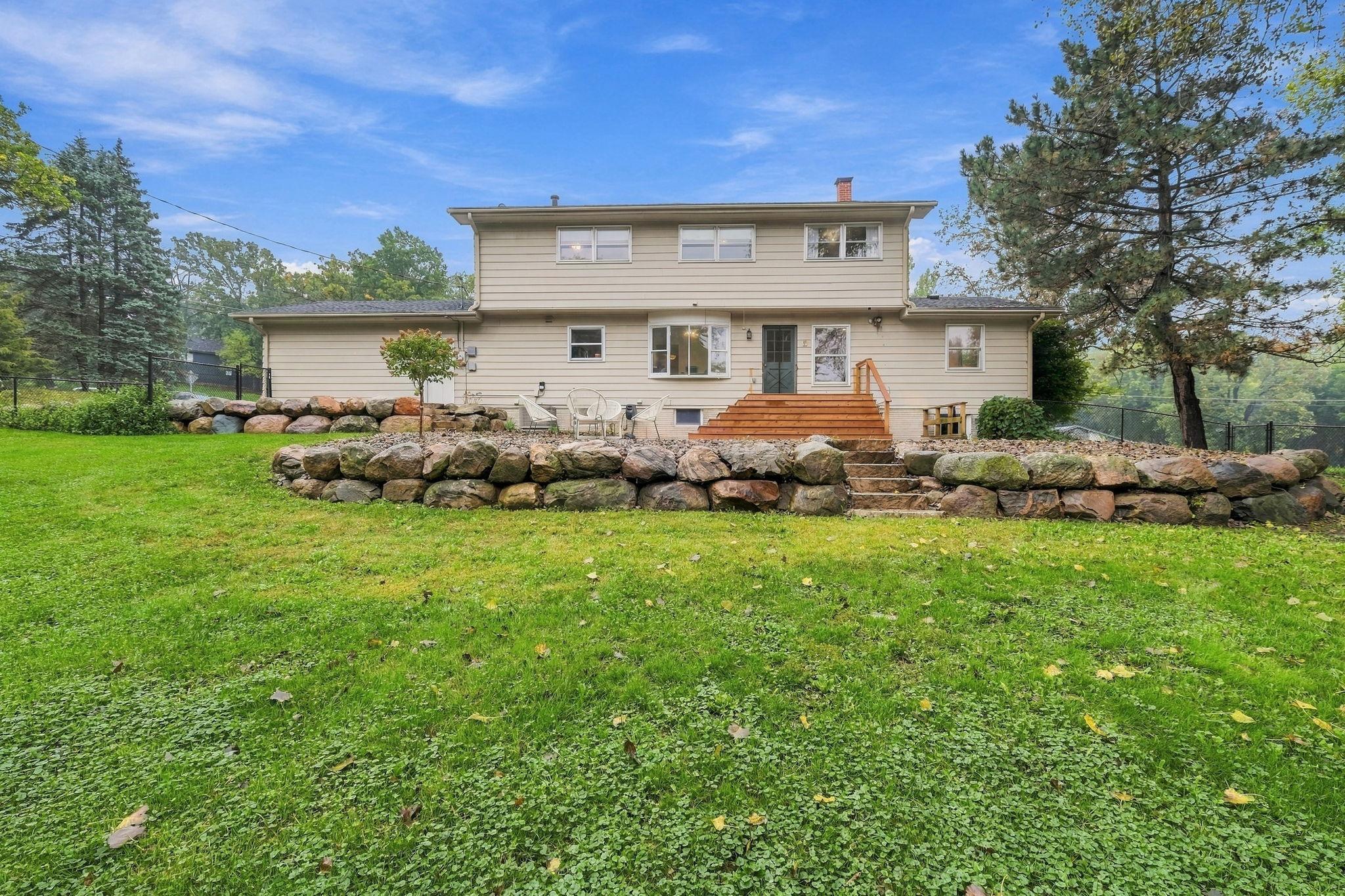 486 Rimrock Drive St. Paul, MN 55124 - Photo 27 of 31 Gallery Image 27