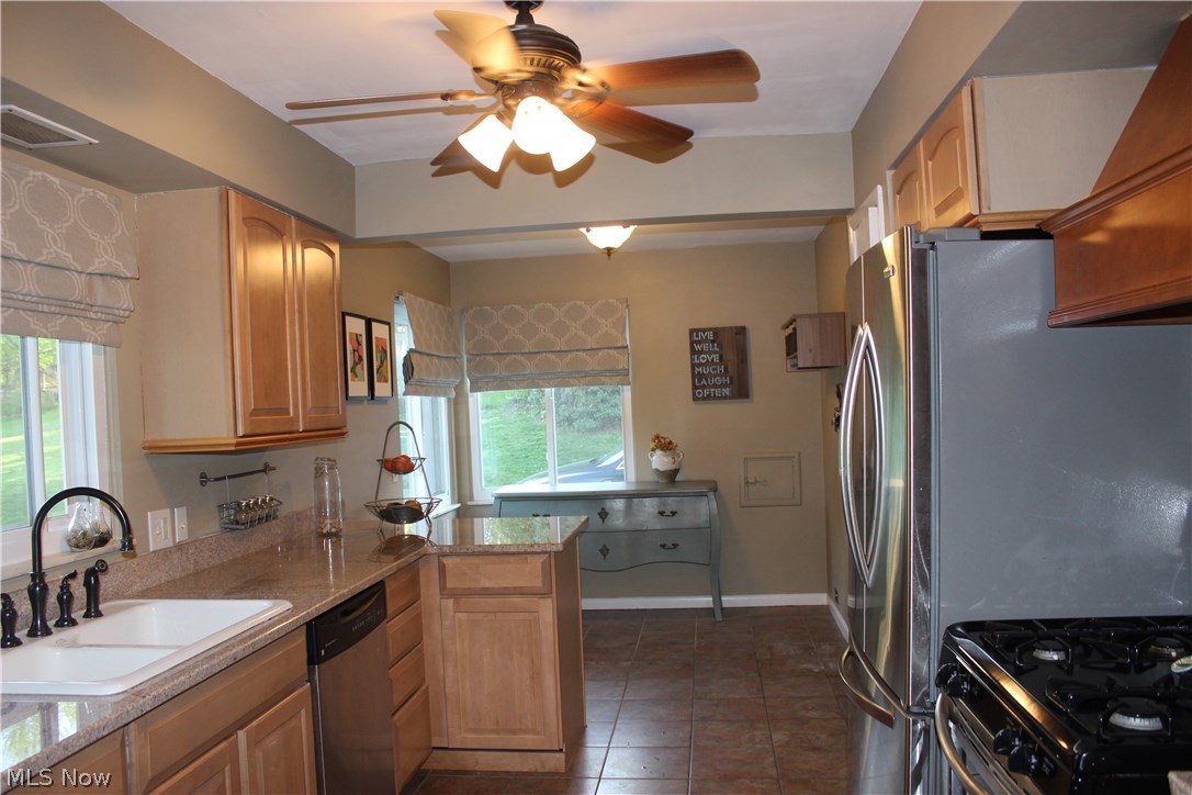 8050 Montello Road Independence, OH 44131 - Photo 9 of 24 Gallery Image 9