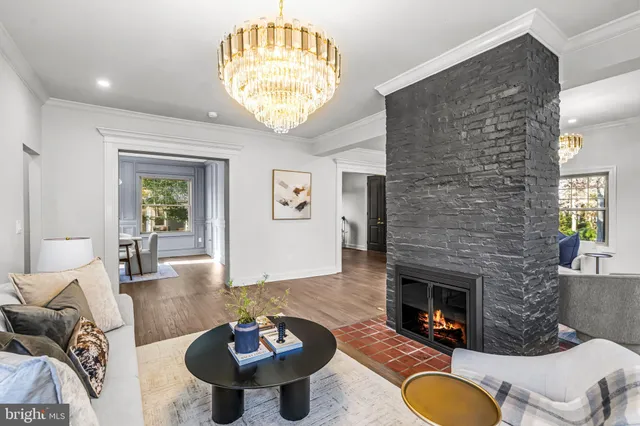 $799,999 | 804 Main Street, Riverton, NJ 08077