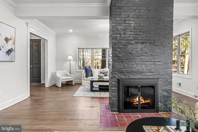 $799,999 | 804 Main Street, Riverton, NJ 08077