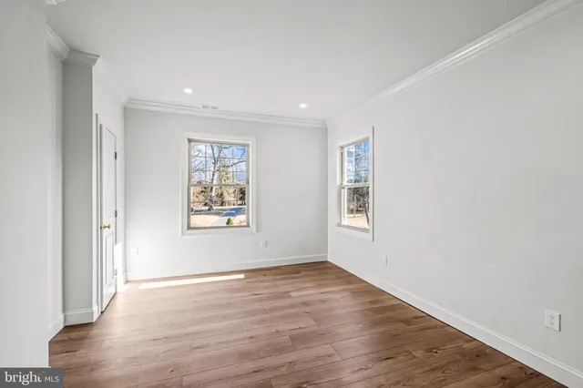 $799,999 | 804 Main Street, Riverton, NJ 08077