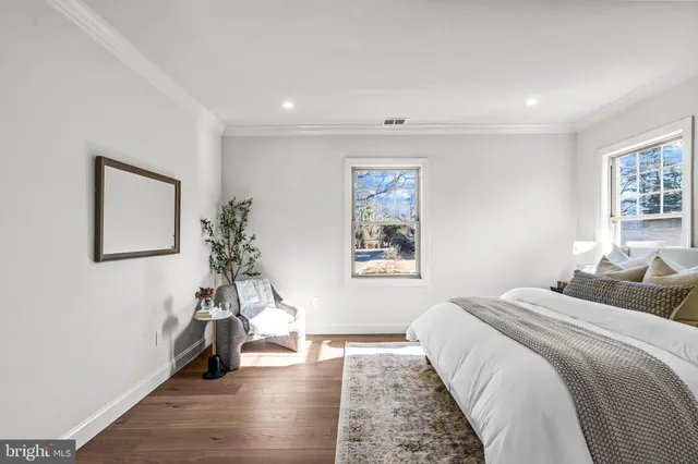 $799,999 | 804 Main Street, Riverton, NJ 08077