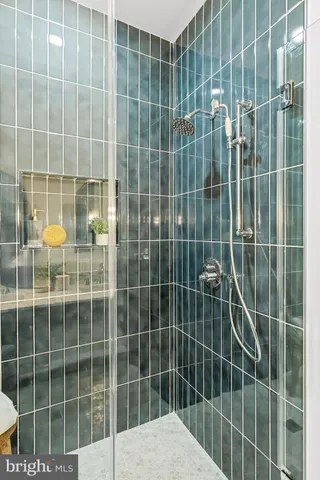 $799,999 | 804 Main Street, Riverton, NJ 08077