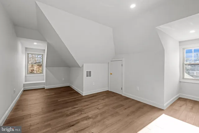 $799,999 | 804 Main Street, Riverton, NJ 08077