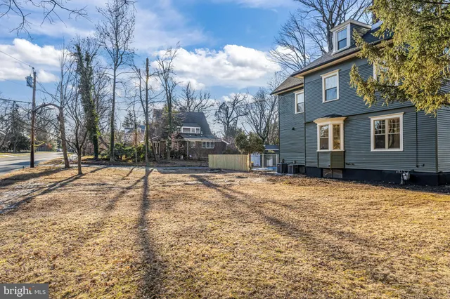 $799,999 | 804 Main Street, Riverton, NJ 08077