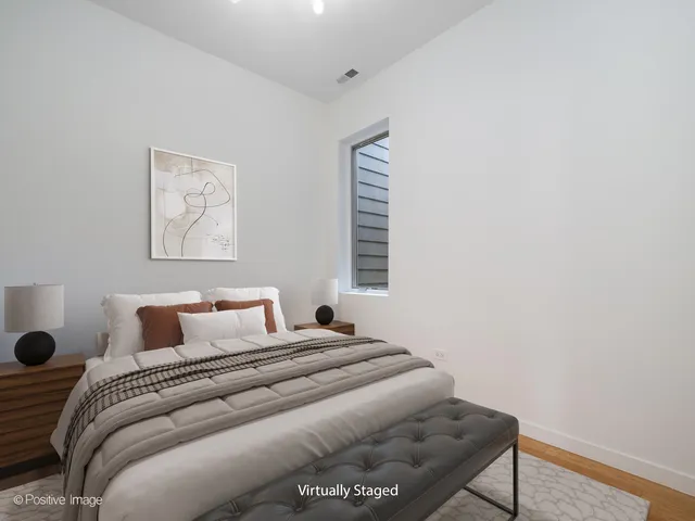 $4,495 | 842 North Wolcott Avenue, Unit B, Chicago, IL 60622