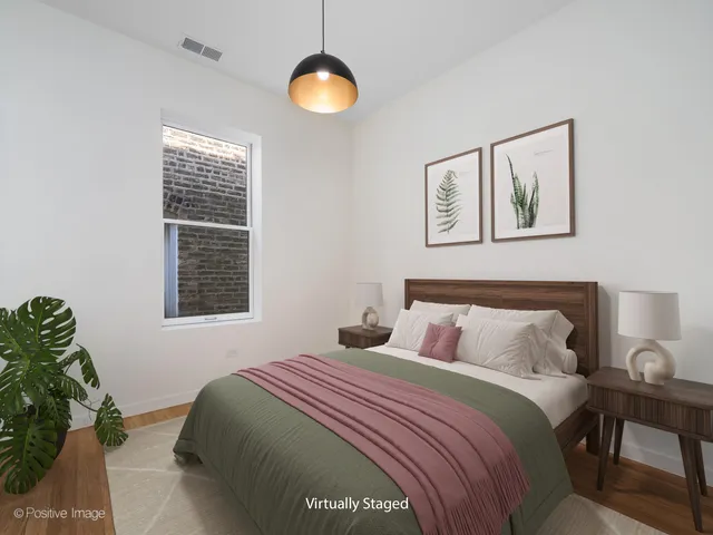 $4,495 | 842 North Wolcott Avenue, Unit B, Chicago, IL 60622