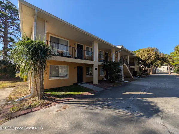 $995 | 225 Knox McRae Drive, Unit 6, Titusville, FL 32780