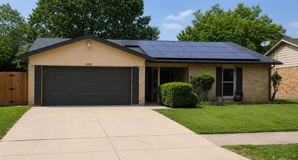 $295,500 | 6205 Sunnybrook Drive, Watauga, TX 76148