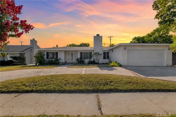 $1,050,000 | 10037 Louise Avenue, Northridge, CA 91325