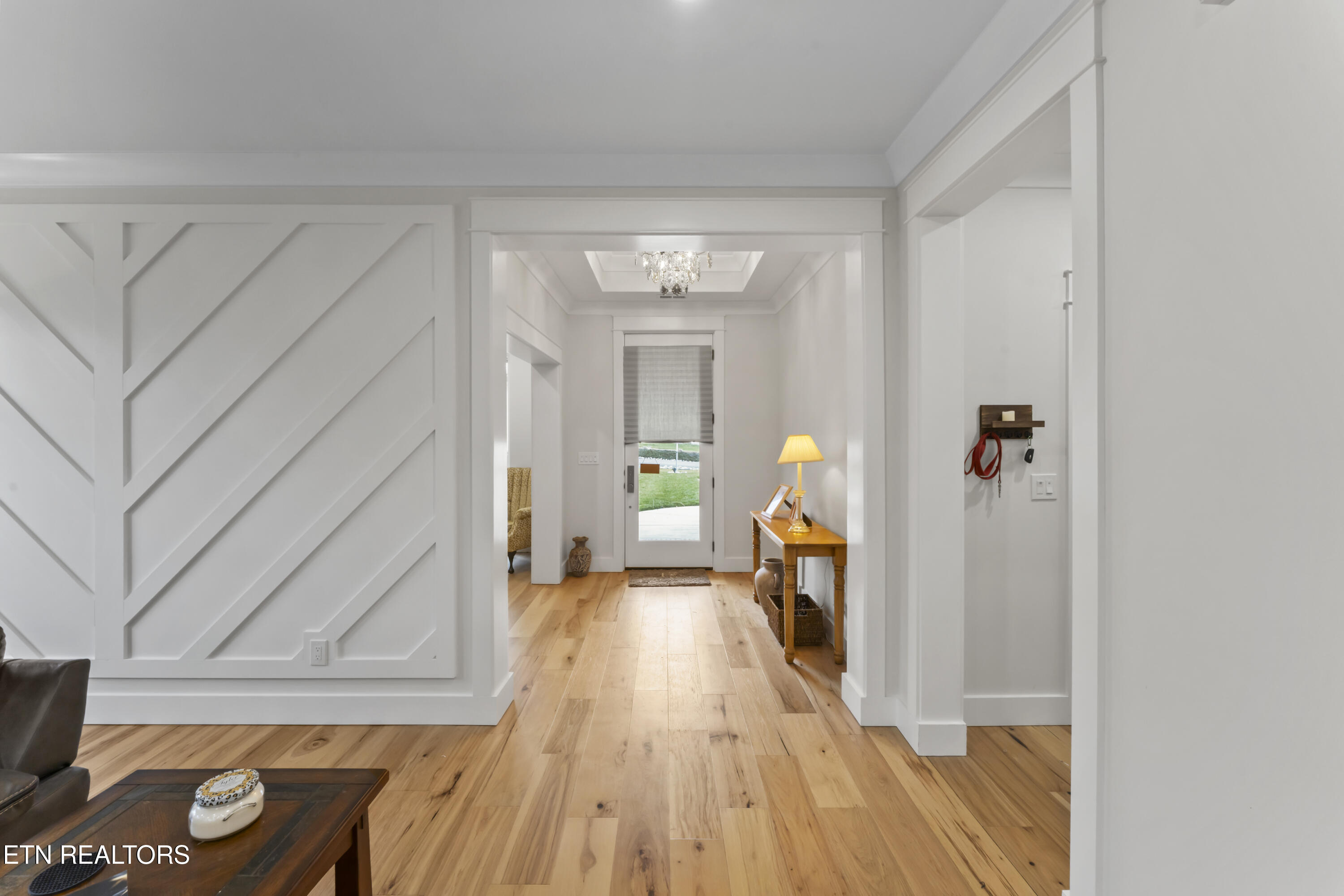 262 Gadusi Way Loudon, TN 37774 - Photo 15 of 38 foyer