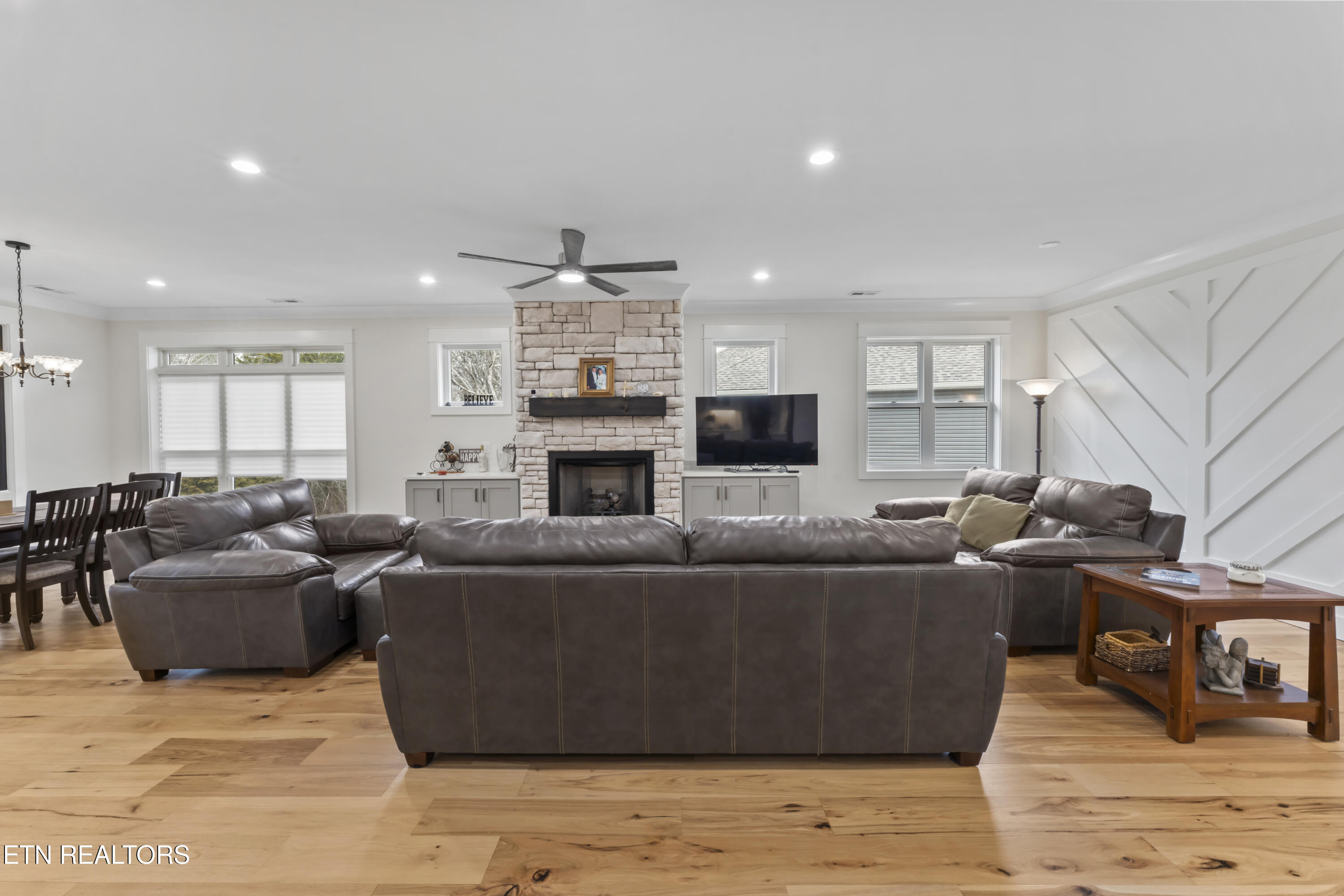 262 Gadusi Way Loudon, TN 37774 - Photo 29 of 38 living room