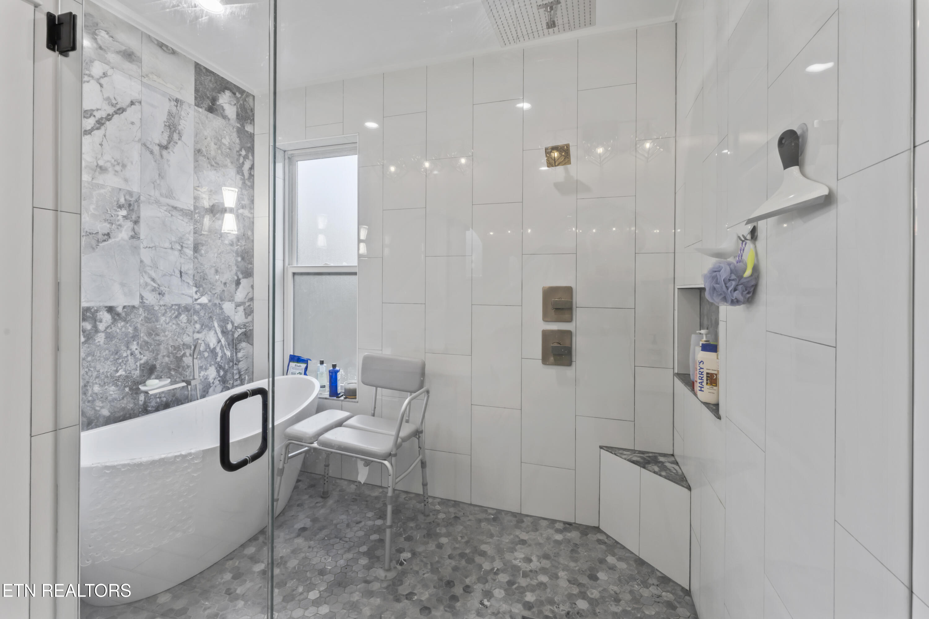 262 Gadusi Way Loudon, TN 37774 - Photo 35 of 38 primary shower