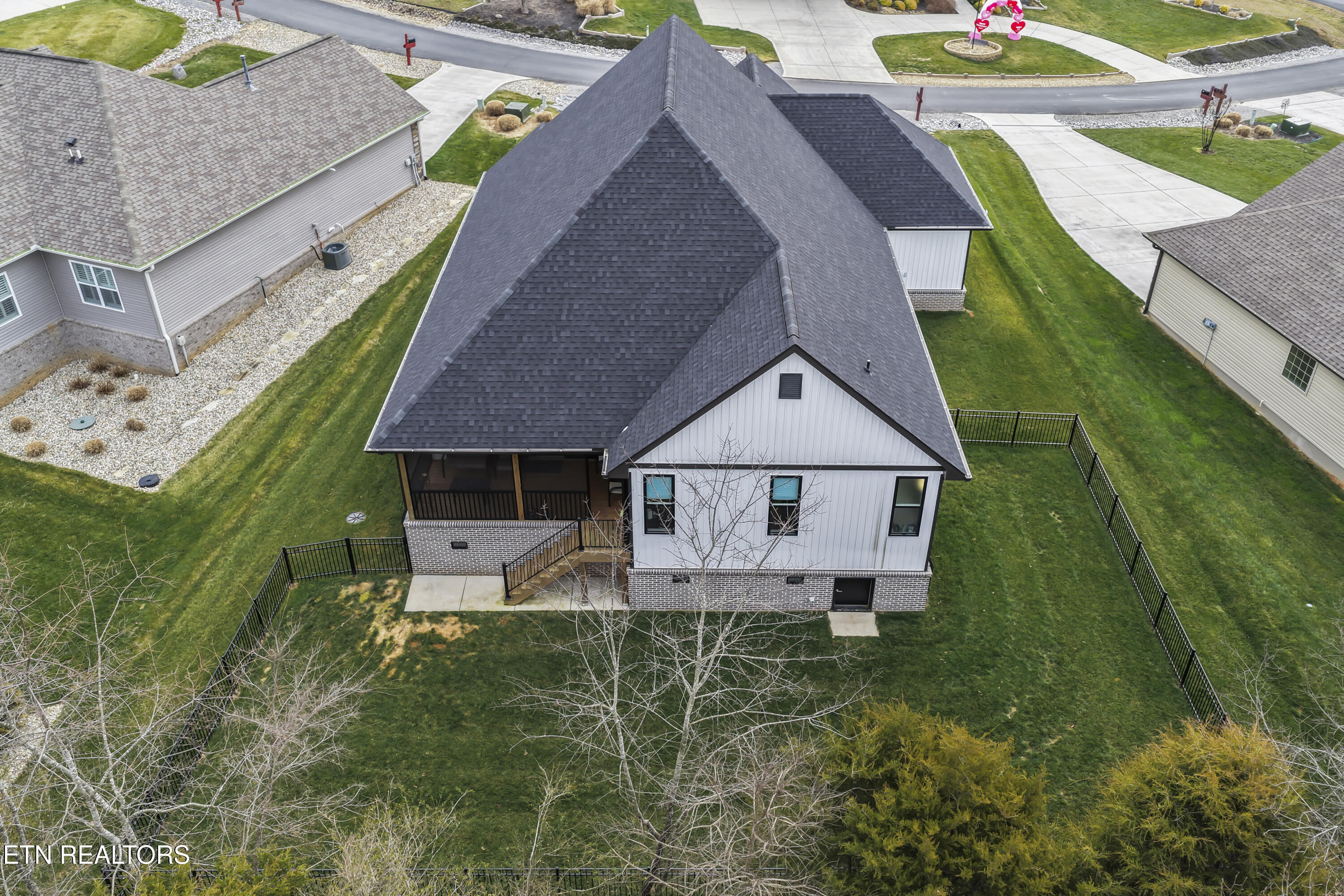 262 Gadusi Way Loudon, TN 37774 - Photo 10 of 38 back of house