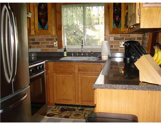 198 Hanover Kendall Road Clinton, PA 15026 - Photo 11 of 18 Kitchen.