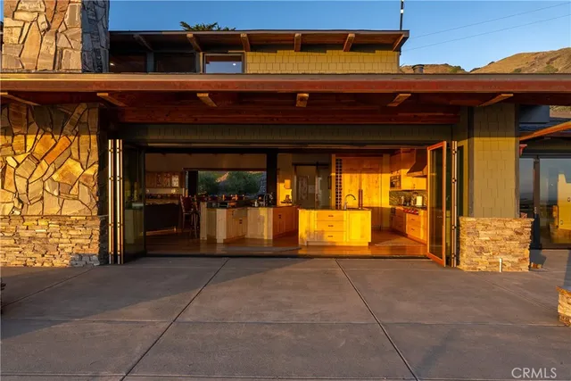 $17,300,000 | 18620 Highway 1, San Simeon, CA 93452