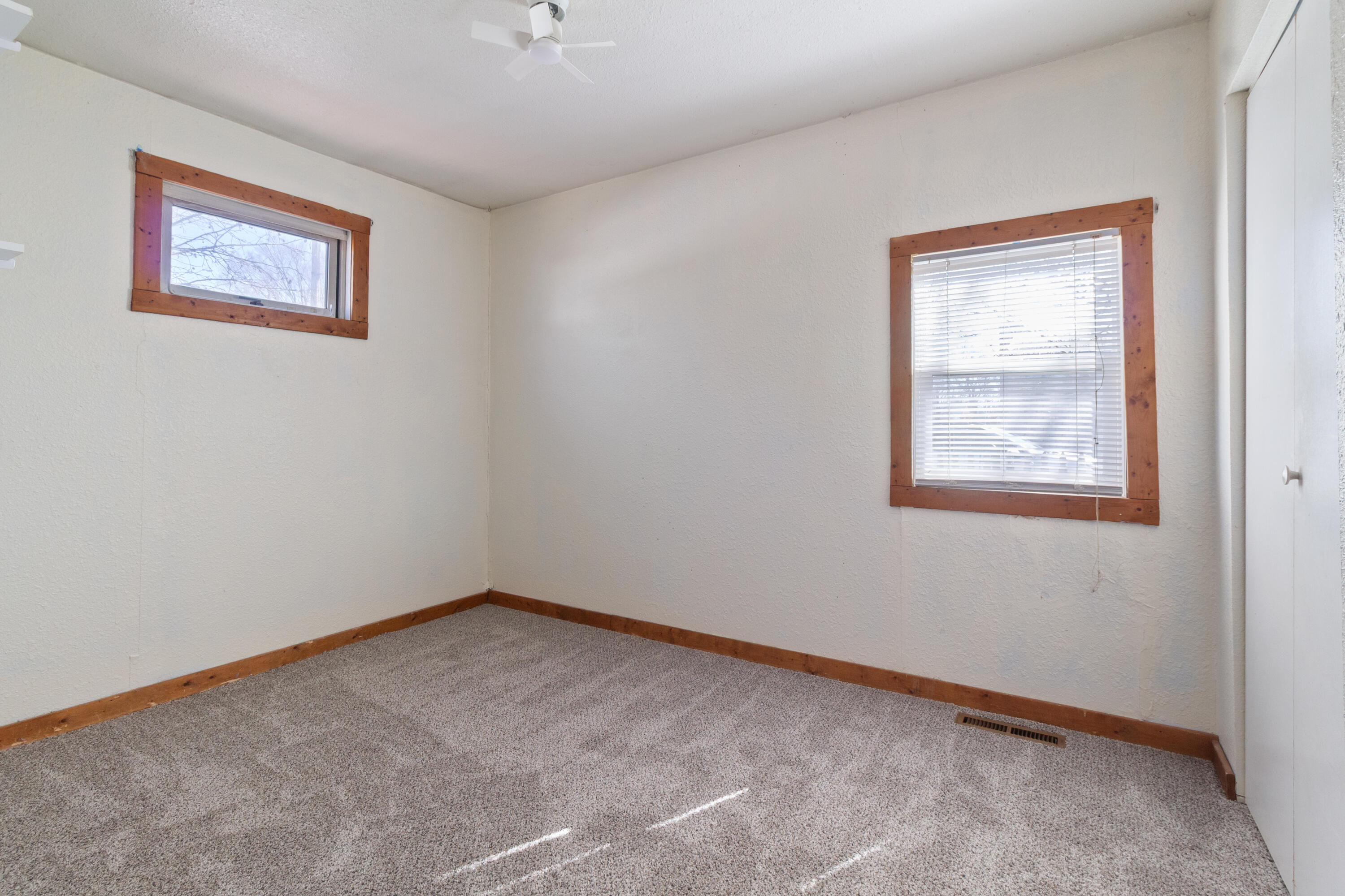 825 North Sherman Street Crown Point, IN 46307 - Photo 16 of 20 3000x2000