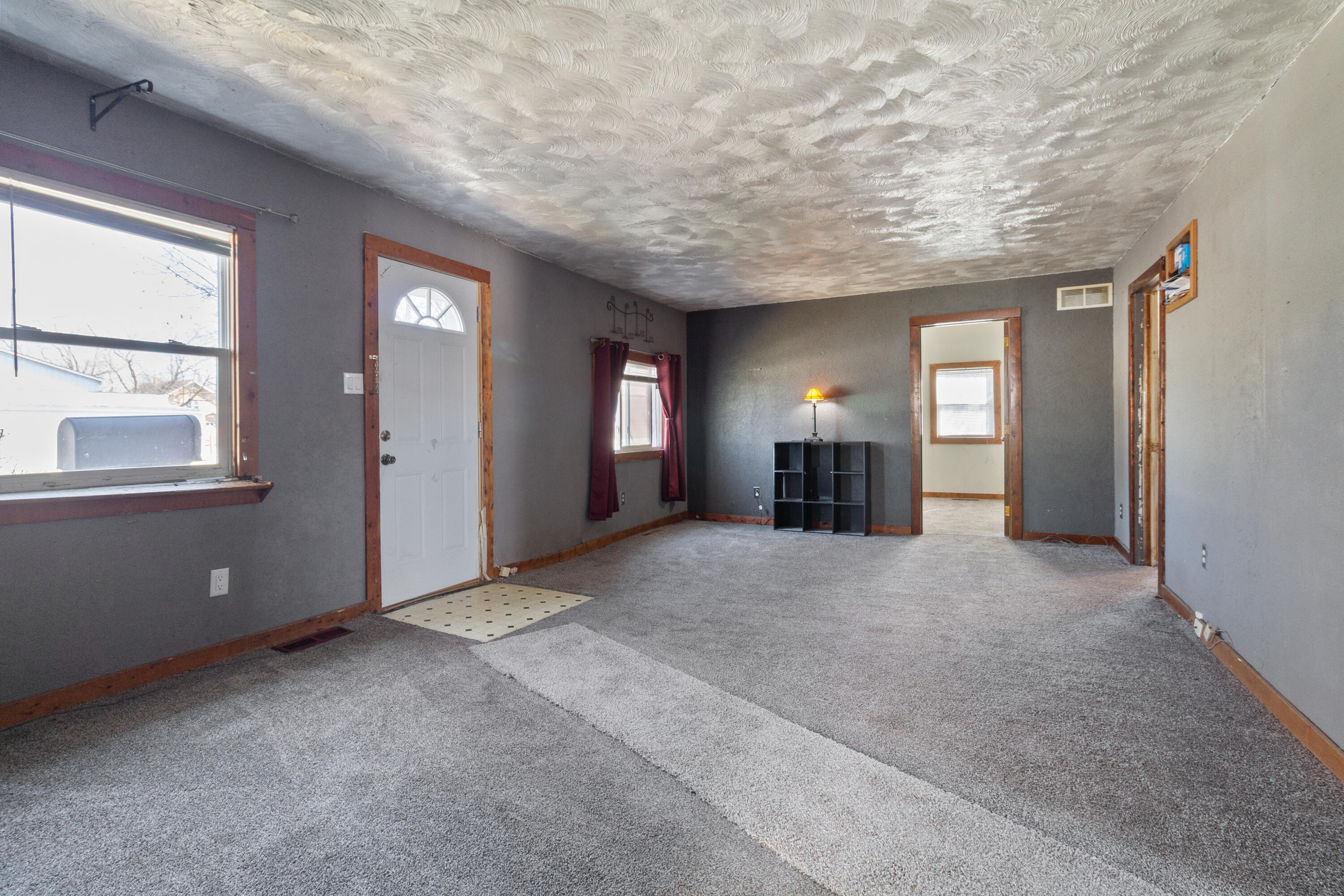 825 North Sherman Street Crown Point, IN 46307 - Photo 7 of 20 3000x2000