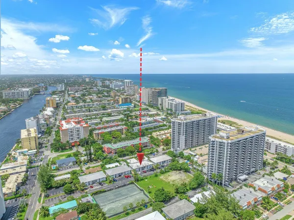 $2,590 | 3213 Colony Club Road, Unit 4E, Pompano Beach, FL 33062