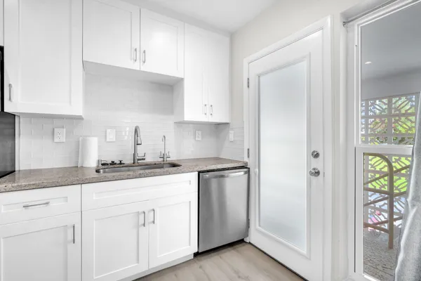 $2,590 | 3213 Colony Club Road, Unit 4E, Pompano Beach, FL 33062