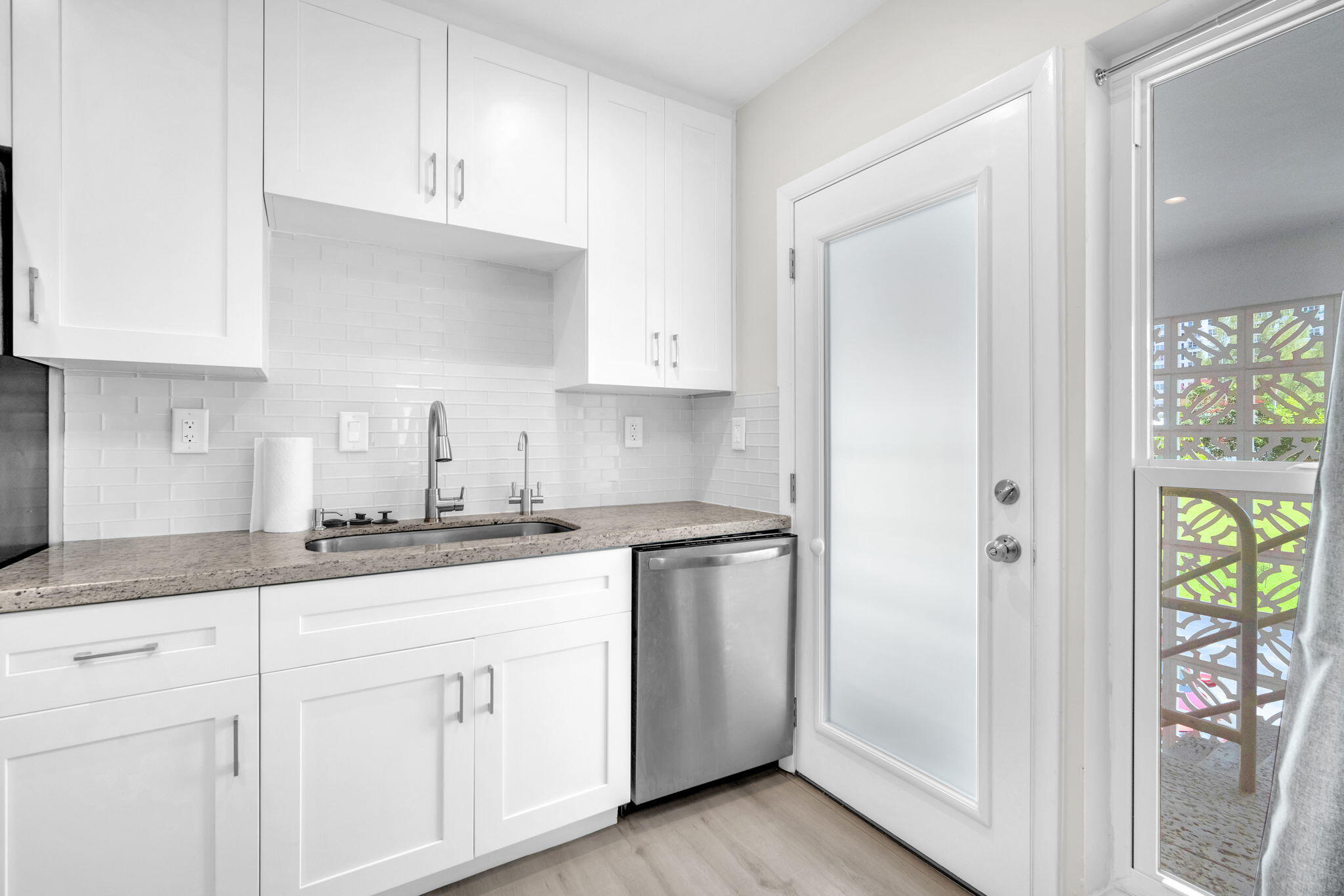 3213 Colony Club Road, Unit 4E Pompano Beach, FL 33062 - Photo 17 of 30 Kitchen 2nd door