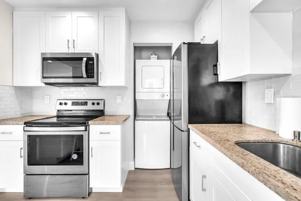 $2,590 | 3213 Colony Club Road, Unit 4E, Pompano Beach, FL 33062