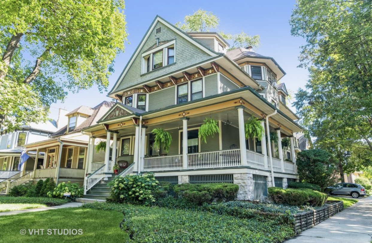 a house view with a garden space