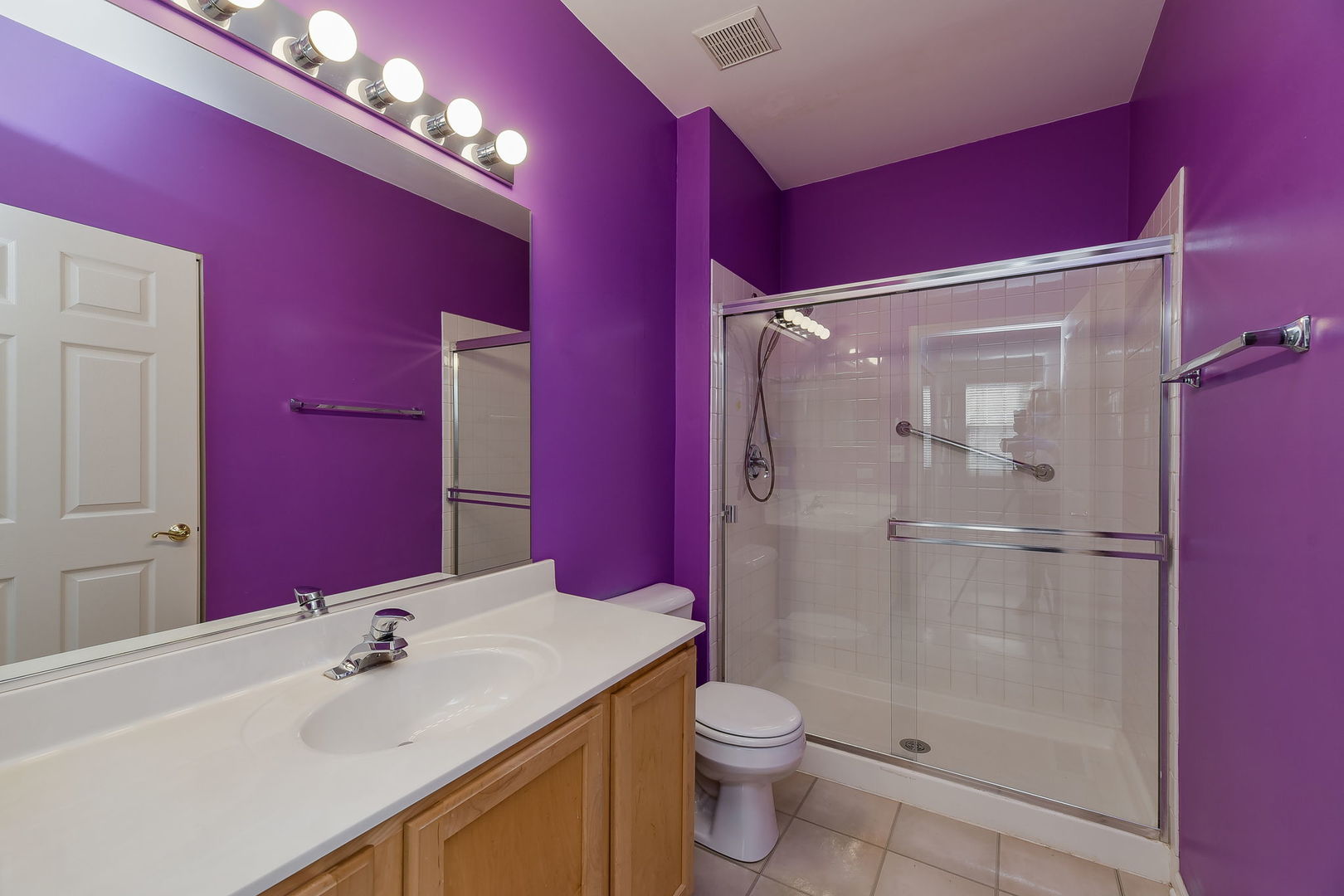 833 Genesee Drive Naperville, IL 60563 - Photo 13 of 15