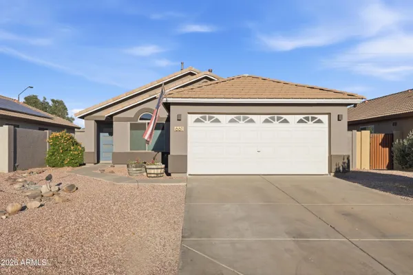 $525,000 | 661 North Joshua Tree Lane, Gilbert, AZ 85234