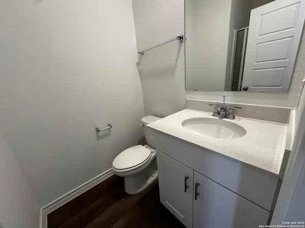 $2,650 | 301 Rustic Grove, Boerne, TX 78006
