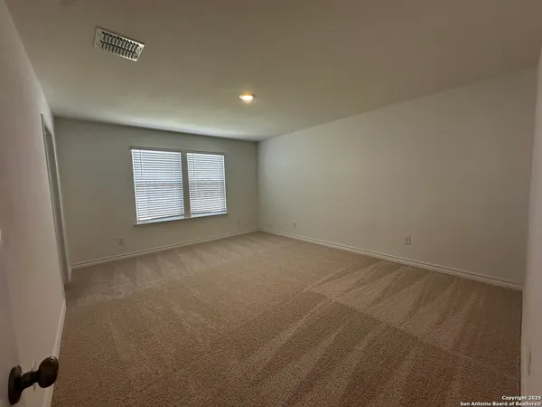 $2,650 | 301 Rustic Grove, Boerne, TX 78006