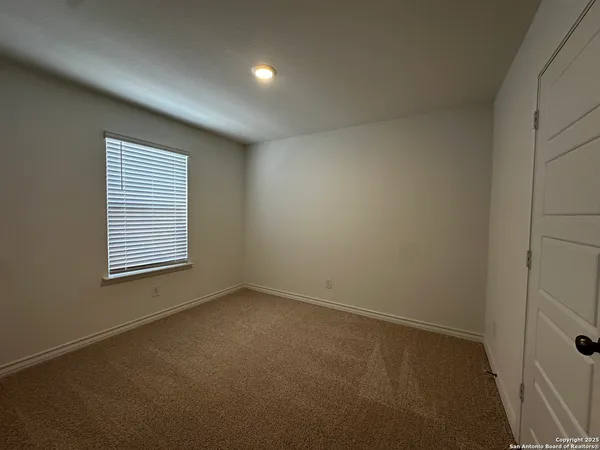 $2,650 | 301 Rustic Grove, Boerne, TX 78006