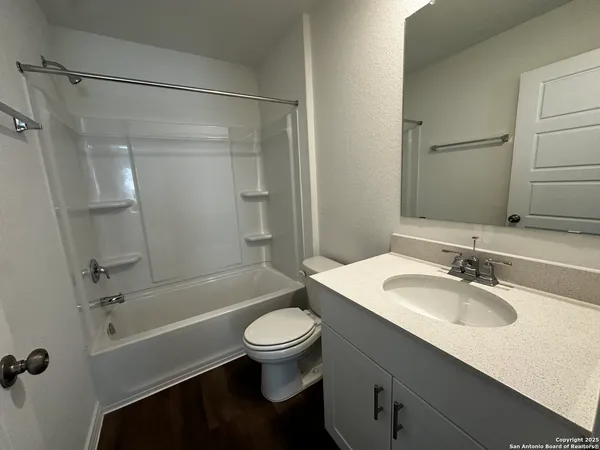 $2,650 | 301 Rustic Grove, Boerne, TX 78006
