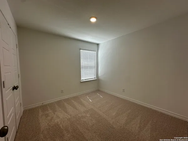 $2,650 | 301 Rustic Grove, Boerne, TX 78006