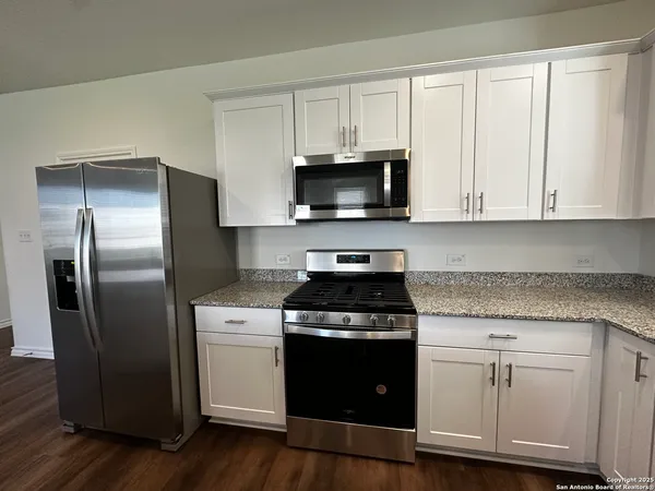 $2,650 | 301 Rustic Grove, Boerne, TX 78006