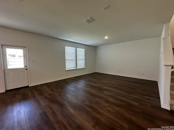 $2,650 | 301 Rustic Grove, Boerne, TX 78006