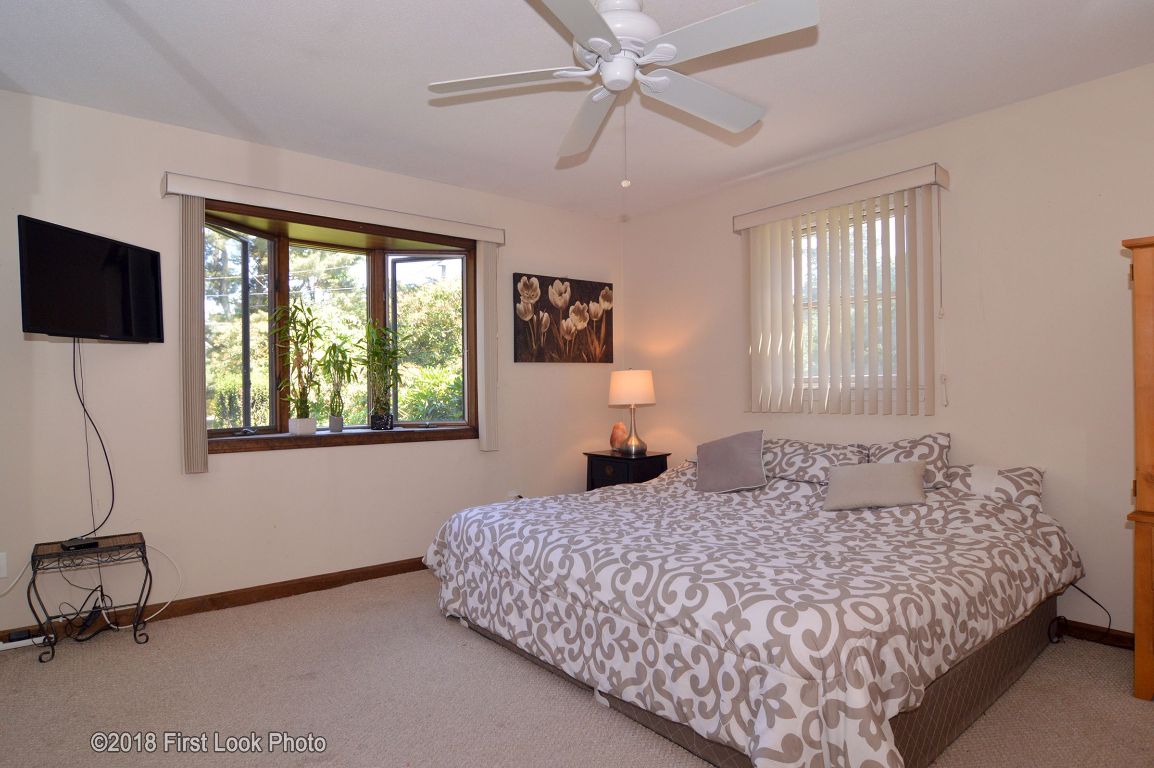 98 Chestnut Road North Kingstown, RI 02852 - Photo 13 of 40