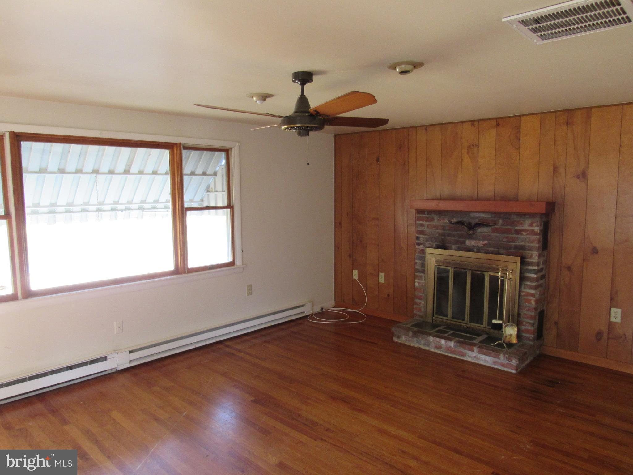 44 Old Stage Road Millville, NJ 08332 - Photo 3 of 23 Gallery Image 3