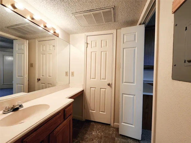 $995 | 1311 Antoine Drive, Unit 148, Houston, TX 77055