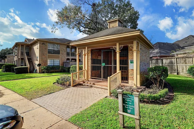 $995 | 1311 Antoine Drive, Unit 148, Houston, TX 77055