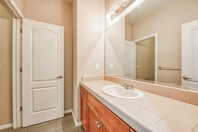 $410,000 | 3651 West Pomegranate Lane, Fresno, CA 93711